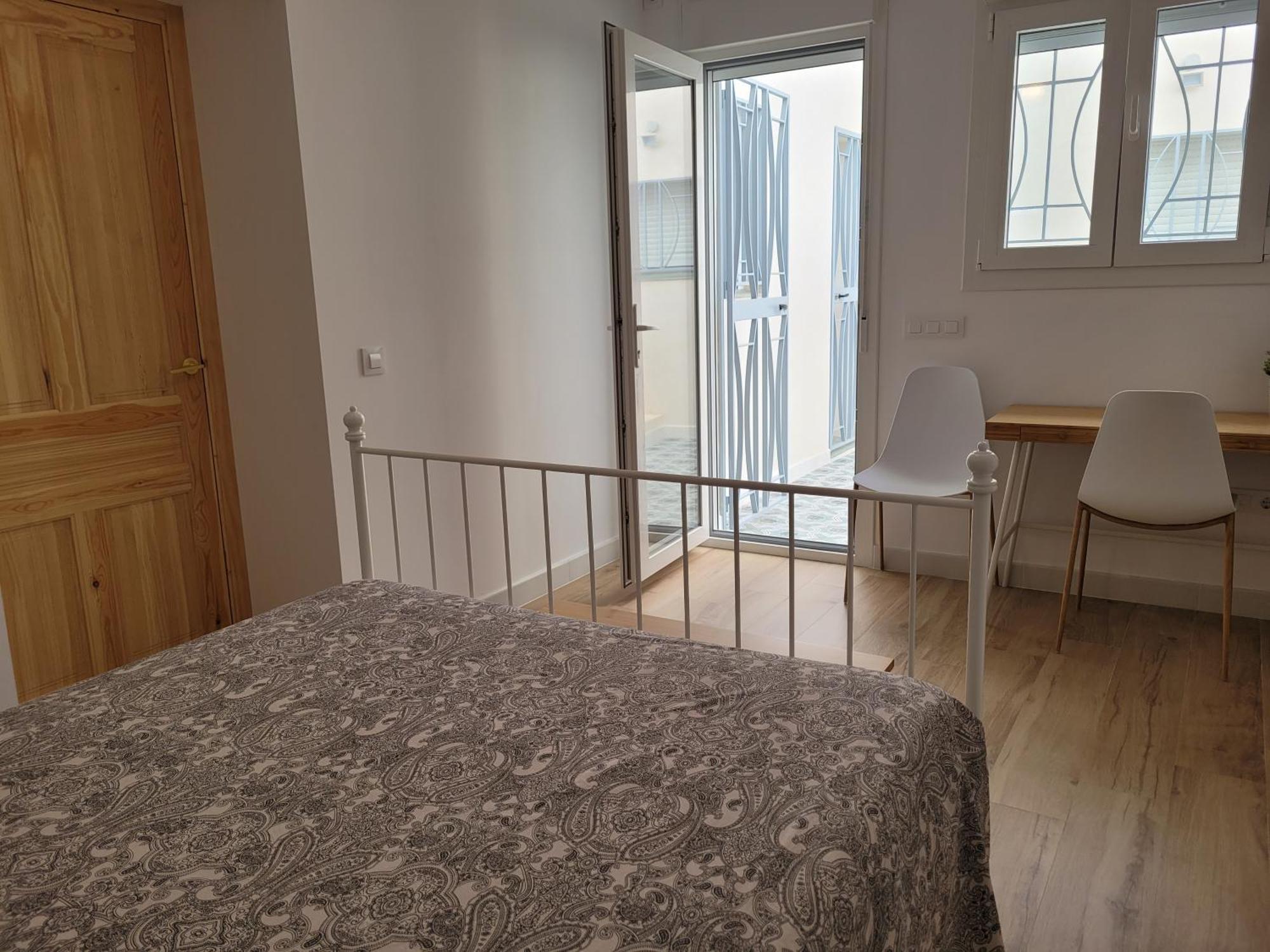 Apartamento Con Wifi, Patio Y Garaje Privado Alcalá de Guadaira Dış mekan fotoğraf