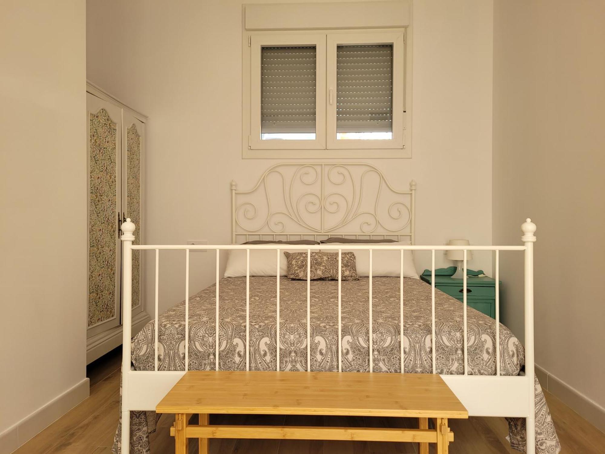 Apartamento Con Wifi, Patio Y Garaje Privado Alcalá de Guadaira Dış mekan fotoğraf
