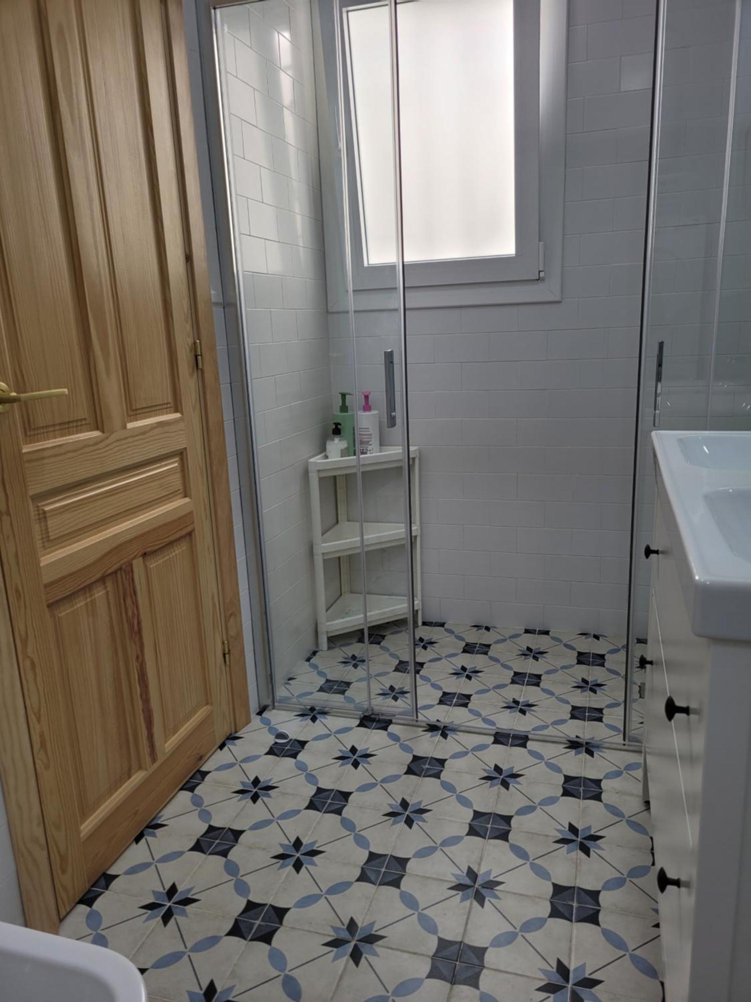 Apartamento Con Wifi, Patio Y Garaje Privado Alcalá de Guadaira Dış mekan fotoğraf