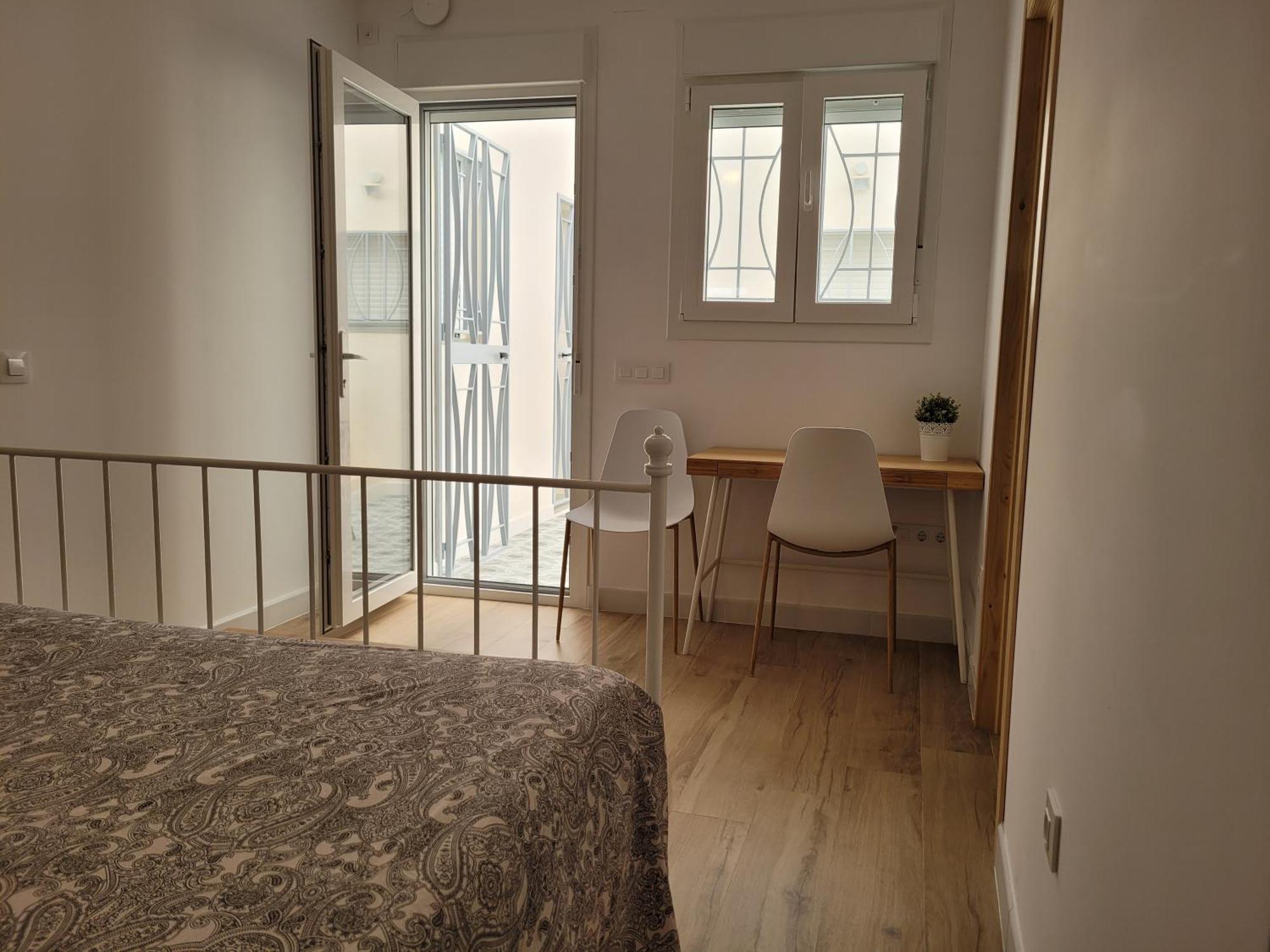 Apartamento Con Wifi, Patio Y Garaje Privado Alcalá de Guadaira Dış mekan fotoğraf
